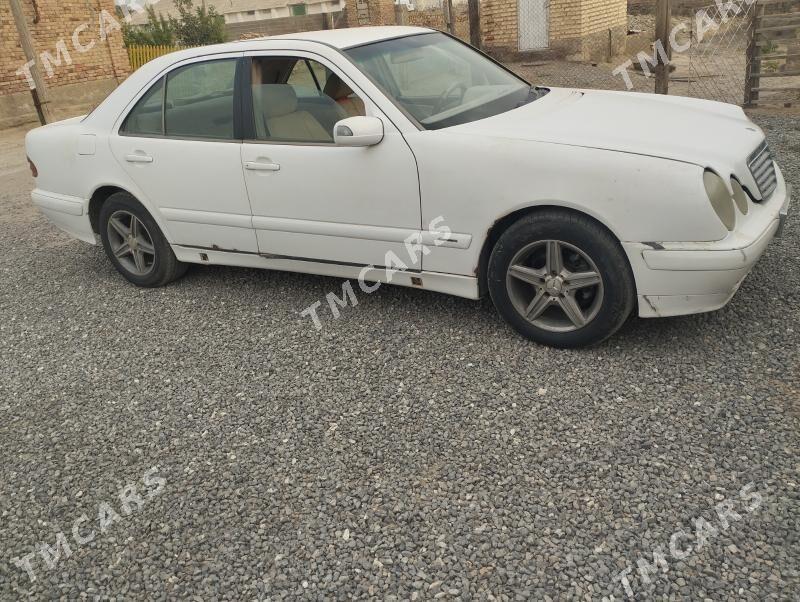 Mercedes-Benz 400E 2000 - 55 000 TMT - Bereket - img 5
