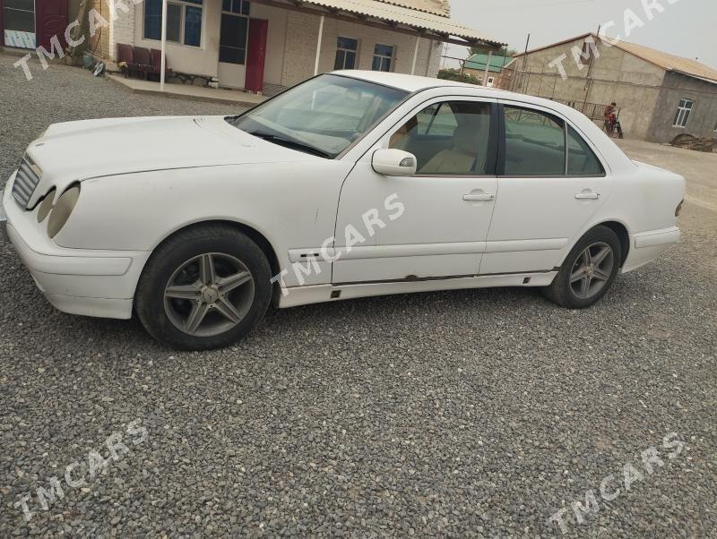 Mercedes-Benz 400E 2000 - 55 000 TMT - Bereket - img 4
