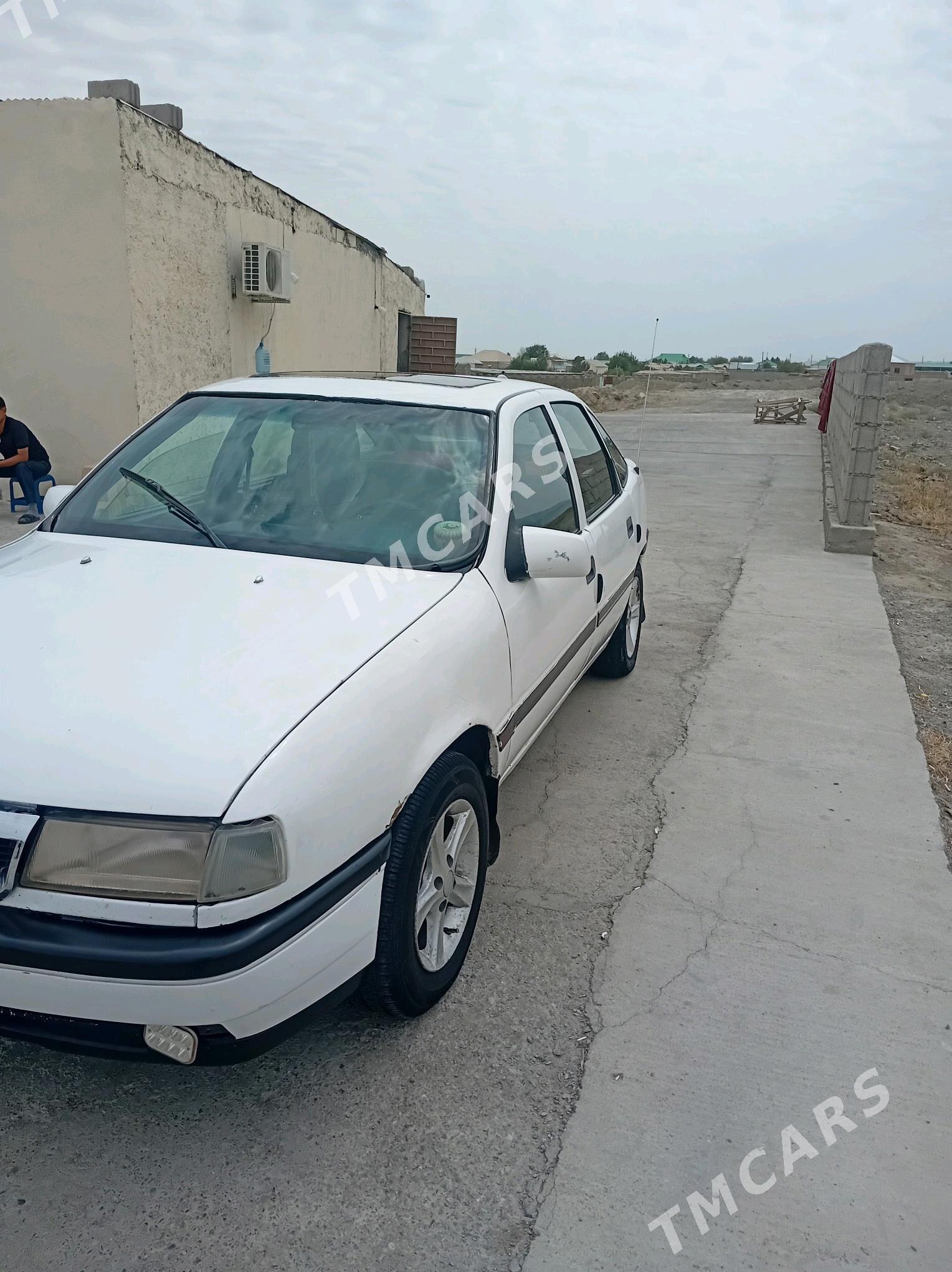 Opel Vectra 1992 - 26 000 TMT - Bäherden - img 6