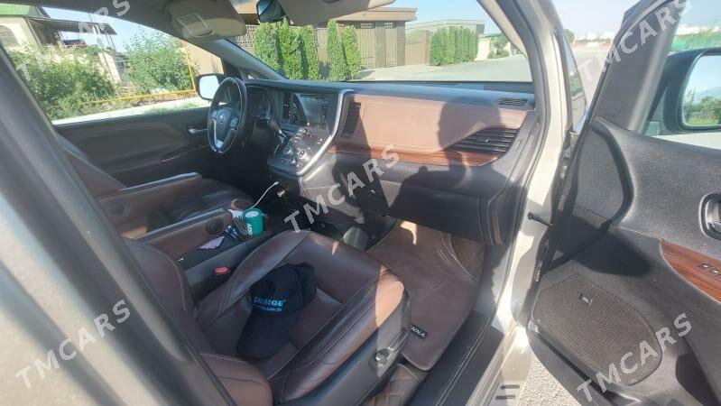 Toyota Sienna 2017 - 450 000 TMT - Büzmeýin - img 6