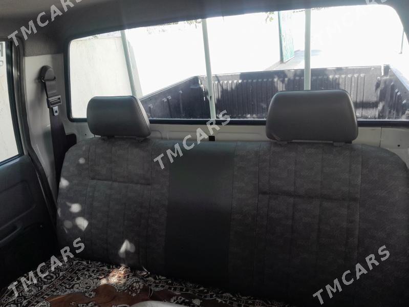Isuzu Trooper 2001 - 90 000 TMT - Кака - img 4