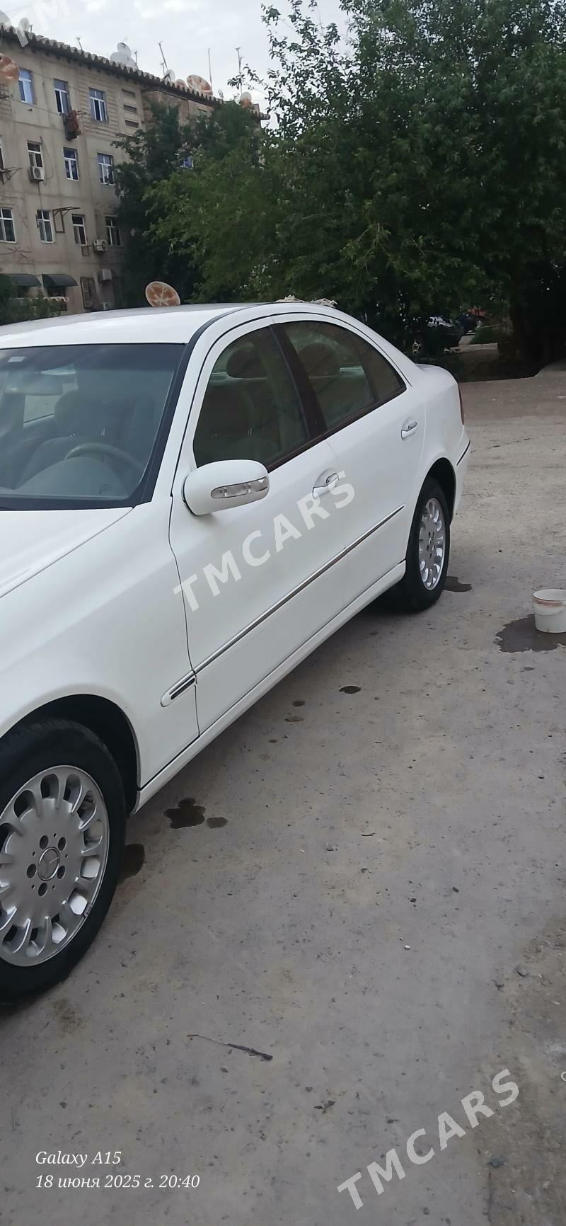 Mercedes-Benz 230E 2003 - 100 000 TMT - Дашогуз - img 4