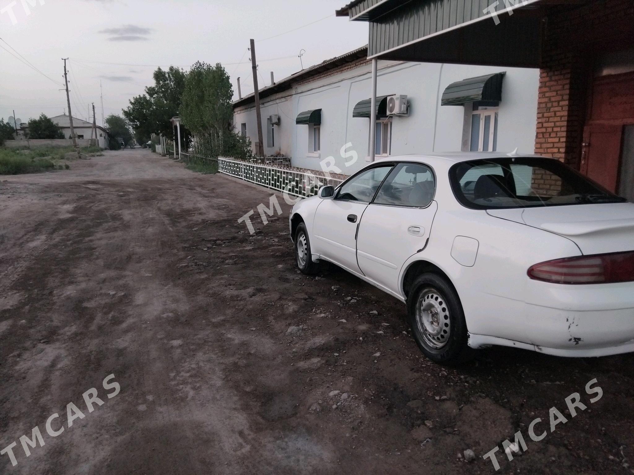 Toyota Marino 1993 - 36 000 TMT - Кёнеургенч - img 4