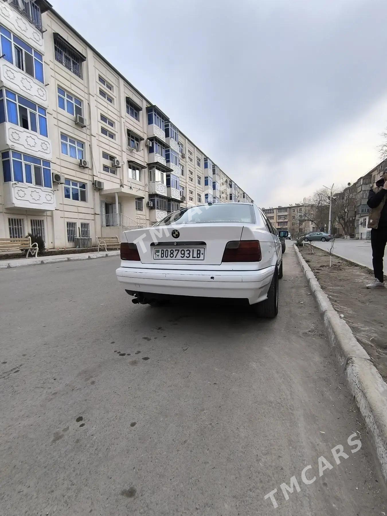BMW 3 Series 1992 - 40 000 TMT - Kerki - img 5