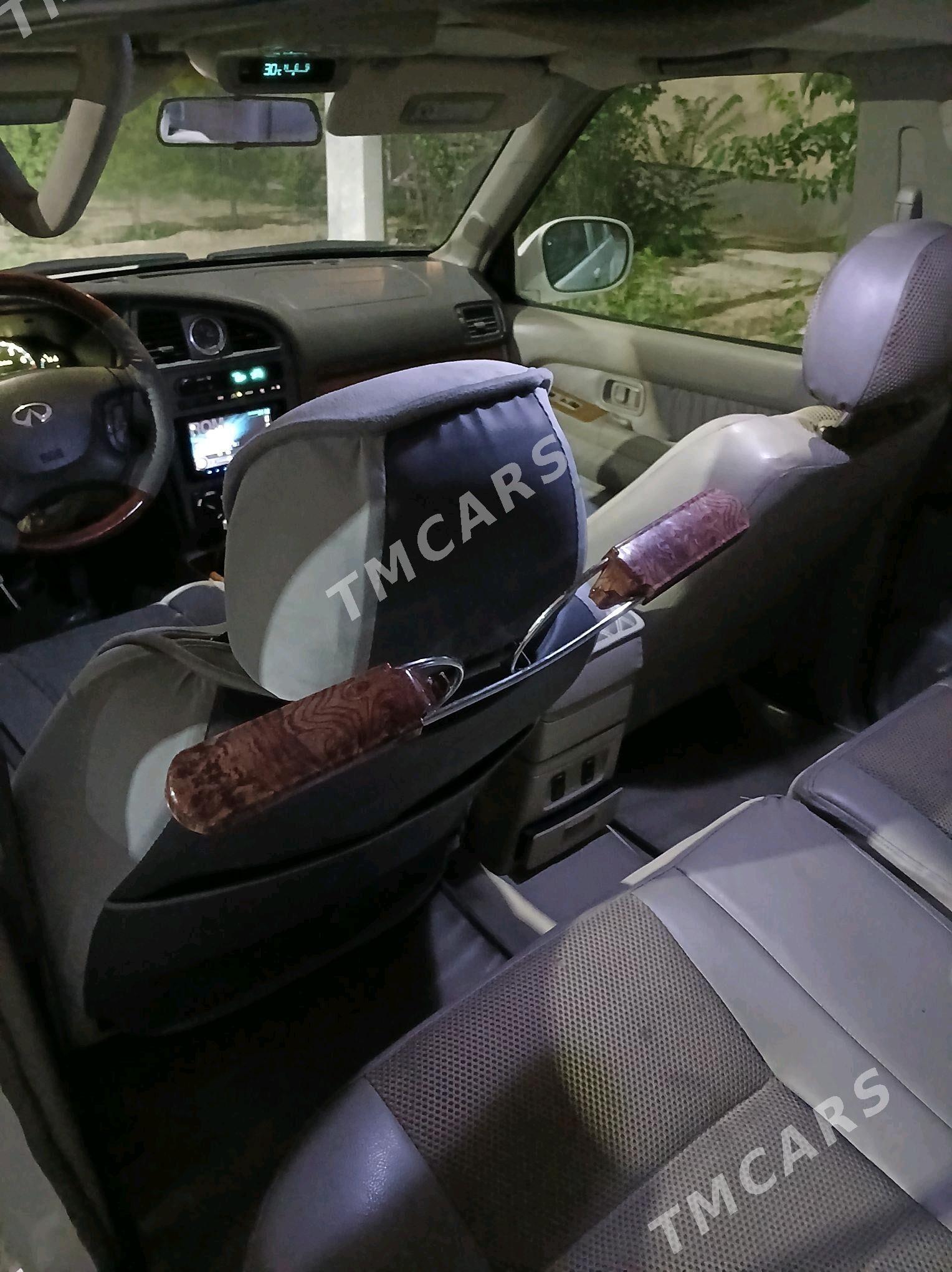 Infiniti QX4 2002 - 140 000 TMT - 9 mkr - img 3
