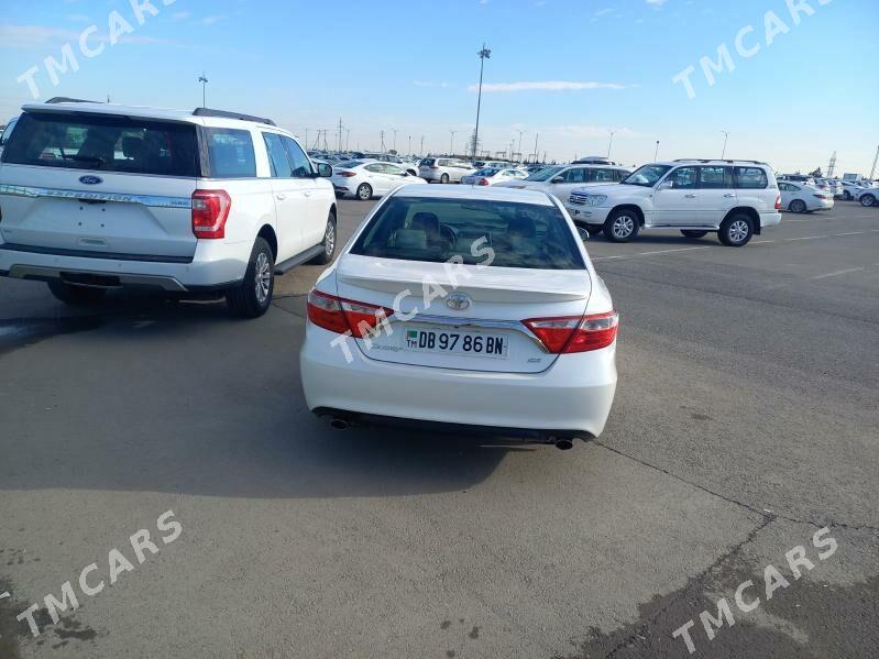 Toyota Camry 2017 - 305 000 TMT - Gyzylarbat - img 3