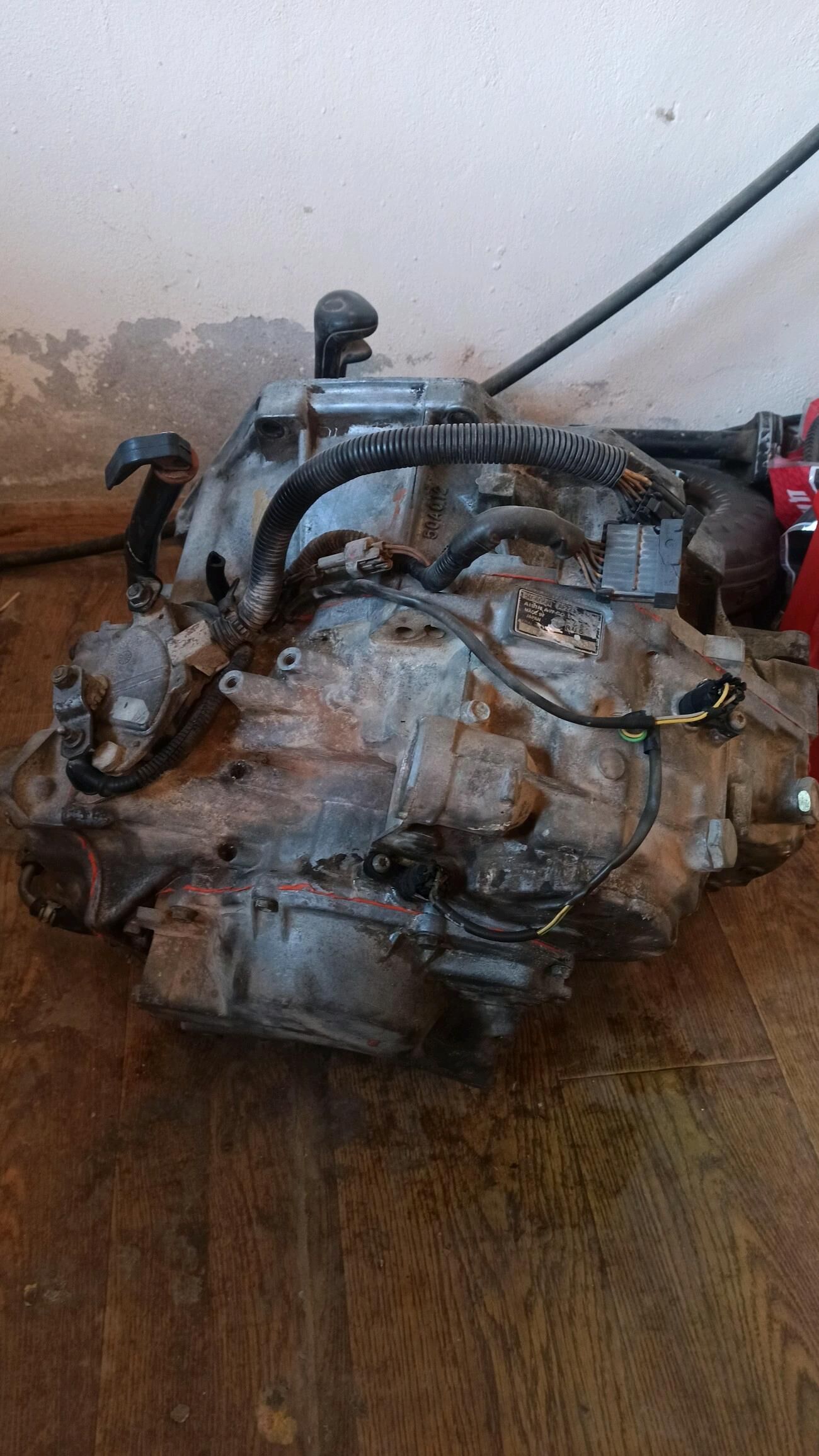авт.каробка 2 000 TMT - Türkmenabat - img 4