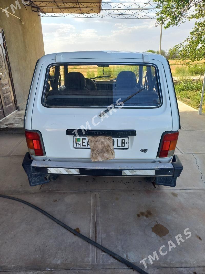 Lada Niva 2002 - 65 000 TMT - Kerki - img 7