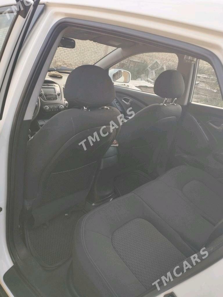 Hyundai Tucson 2010 - 140 000 TMT - Байрамали - img 3