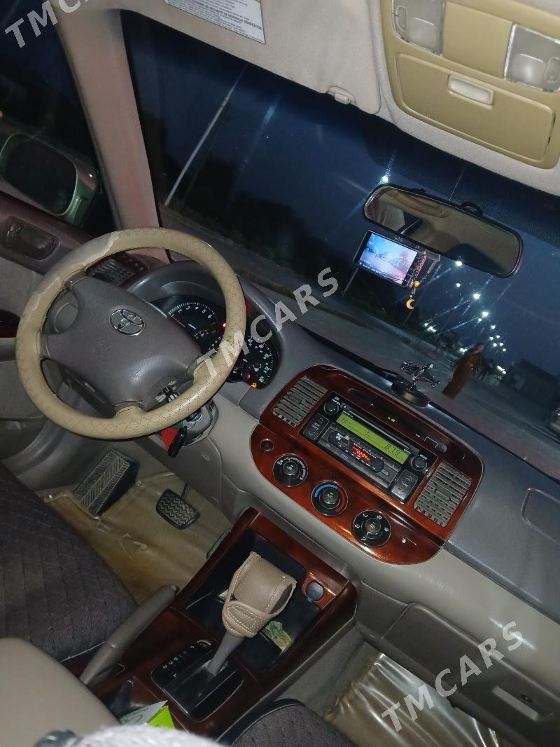Toyota Camry 2003 - 160 000 TMT - Ёлётен - img 4
