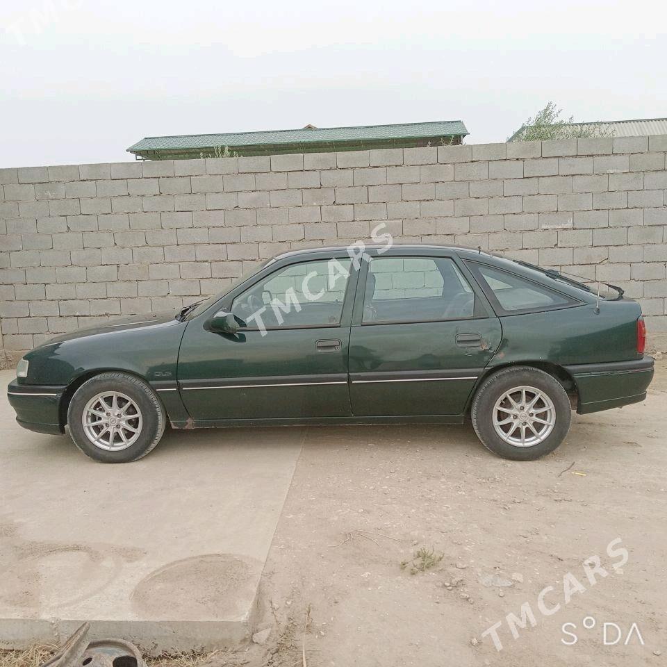 Opel Vectra 1995 - 37 000 TMT - Этрек - img 3