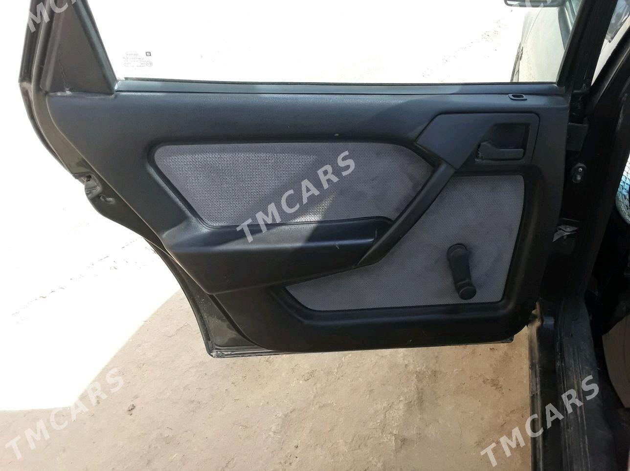 Opel Vectra 1995 - 37 000 TMT - Этрек - img 6