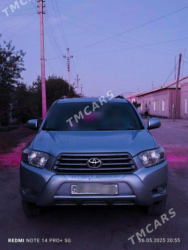 Toyota Highlander 2010 - 290 000 TMT - Дашогуз - img 8