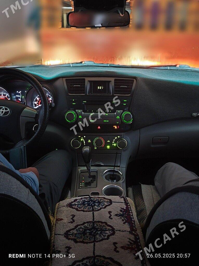Toyota Highlander 2010 - 290 000 TMT - Дашогуз - img 4
