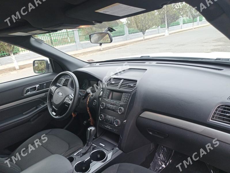 Ford Explorer 2019 - 305 000 TMT - Ашхабад - img 3