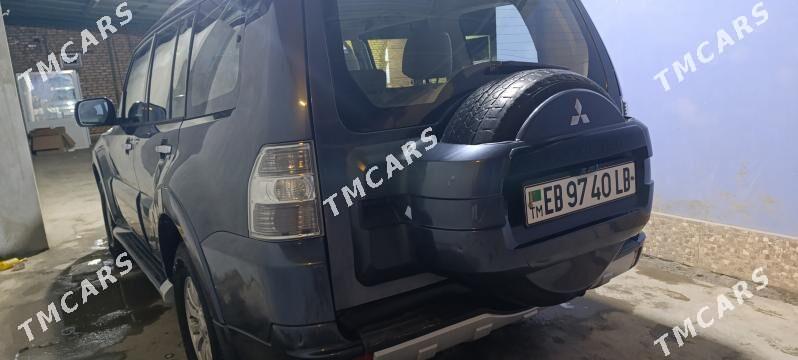 Mitsubishi Pajero 2009 - 220 000 TMT - Türkmenabat - img 5