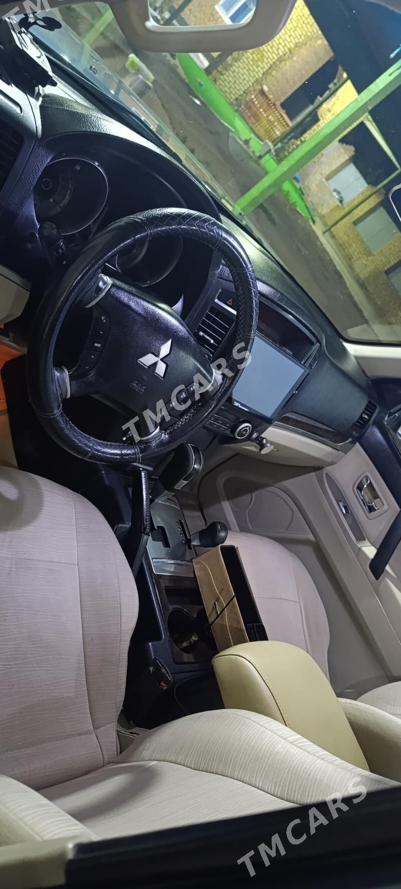 Mitsubishi Pajero 2009 - 220 000 TMT - Türkmenabat - img 1