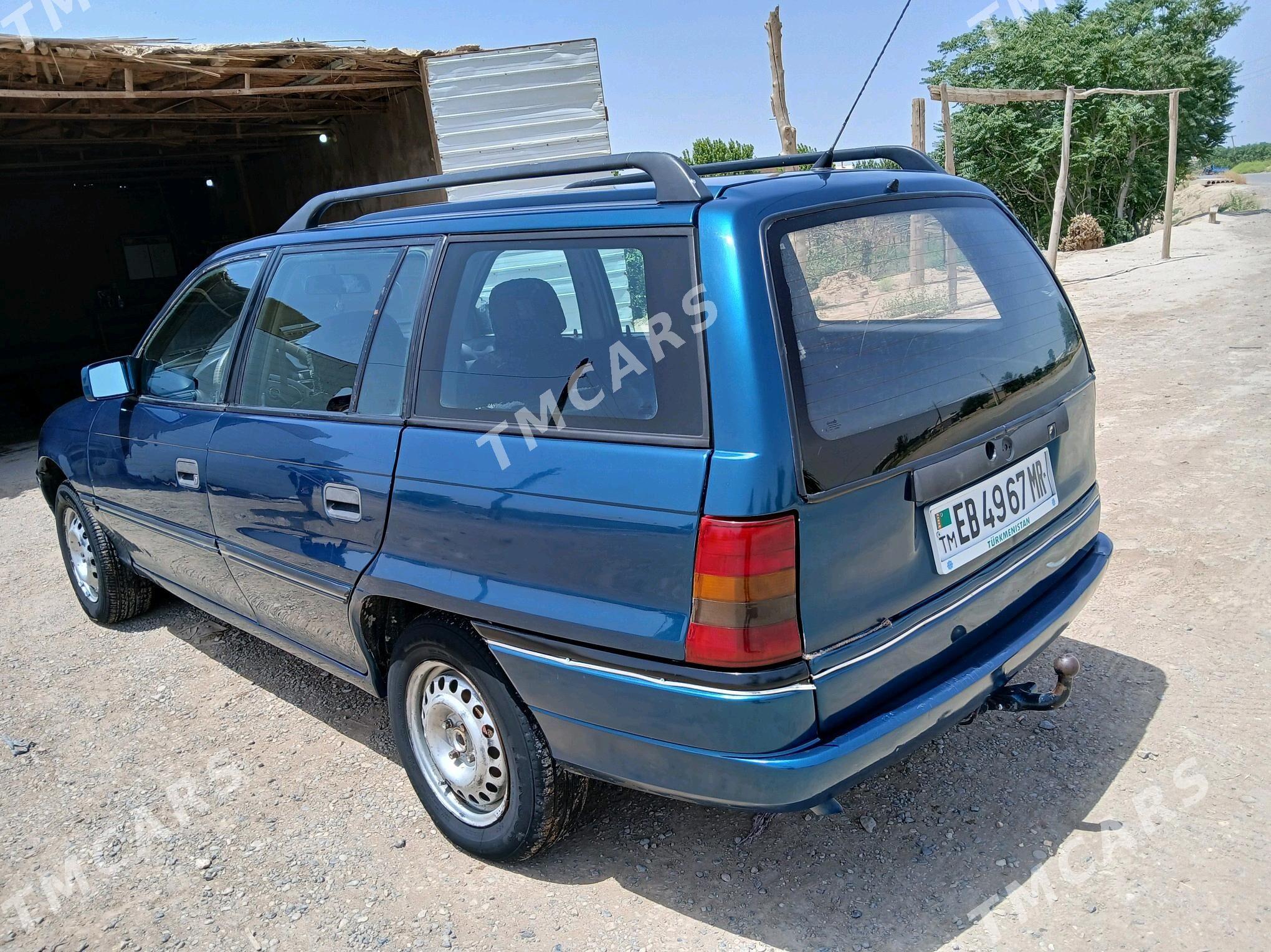 Opel Astra 1993 - 38 000 TMT - Байрамали - img 3
