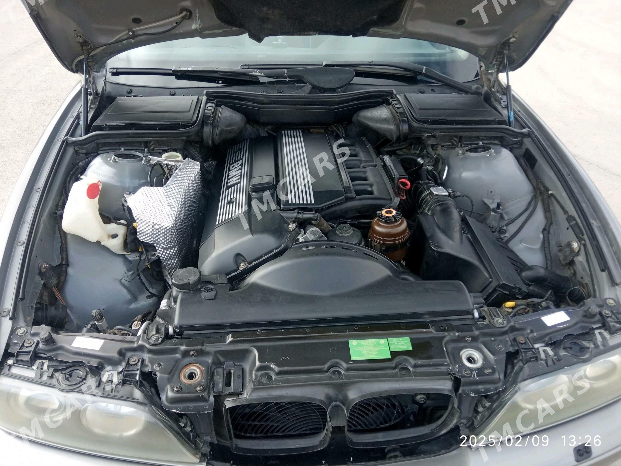 BMW E39 2003 - 110 000 TMT - Balkanabat - img 3