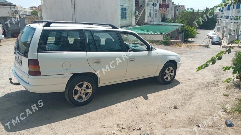 Opel Astra 1994 - 36 000 TMT - Türkmenbaşy - img 3