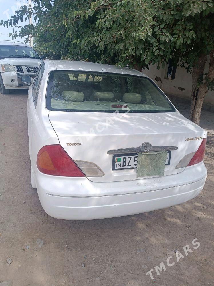 Toyota Avalon 2001 - 170 000 TMT - Darganata - img 3