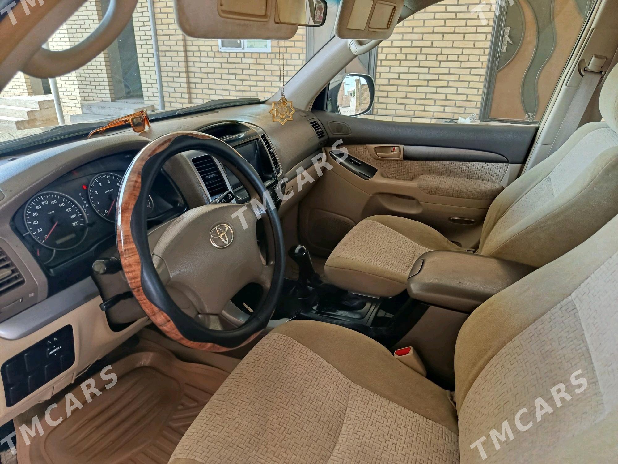 Toyota Land Cruiser Prado 2004 - 300 000 TMT - Мары - img 4