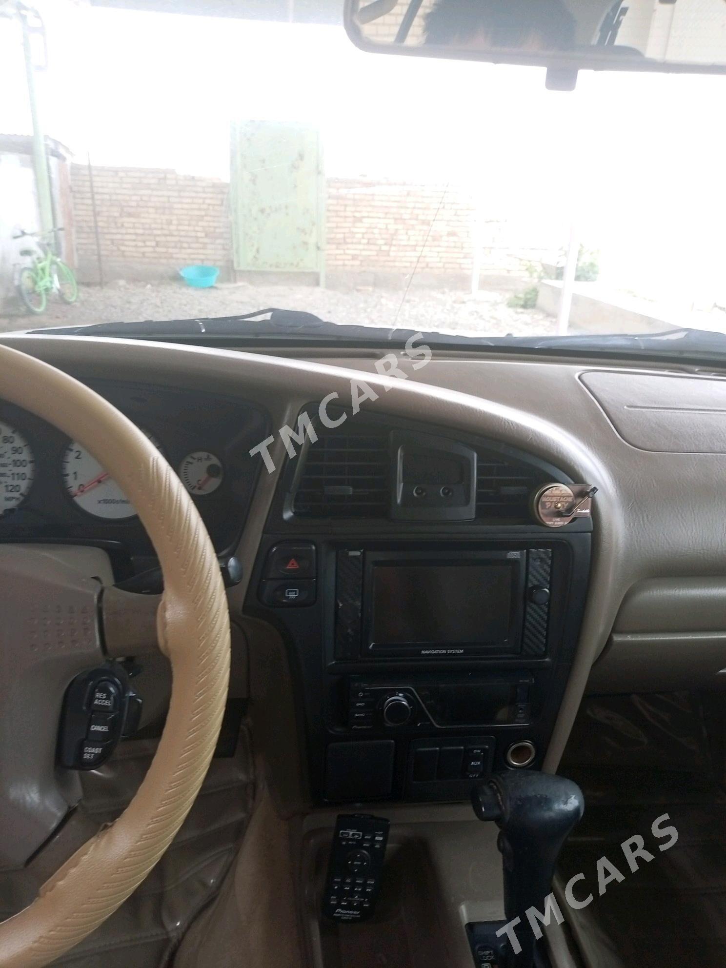 Nissan Pathfinder 2002 - 125 000 TMT - Ak bugdaý etraby - img 7