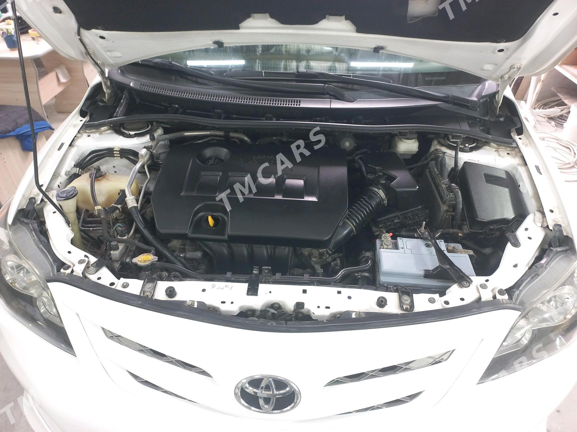 Toyota Corolla 2012 - 185 000 TMT - Бузмеин - img 6