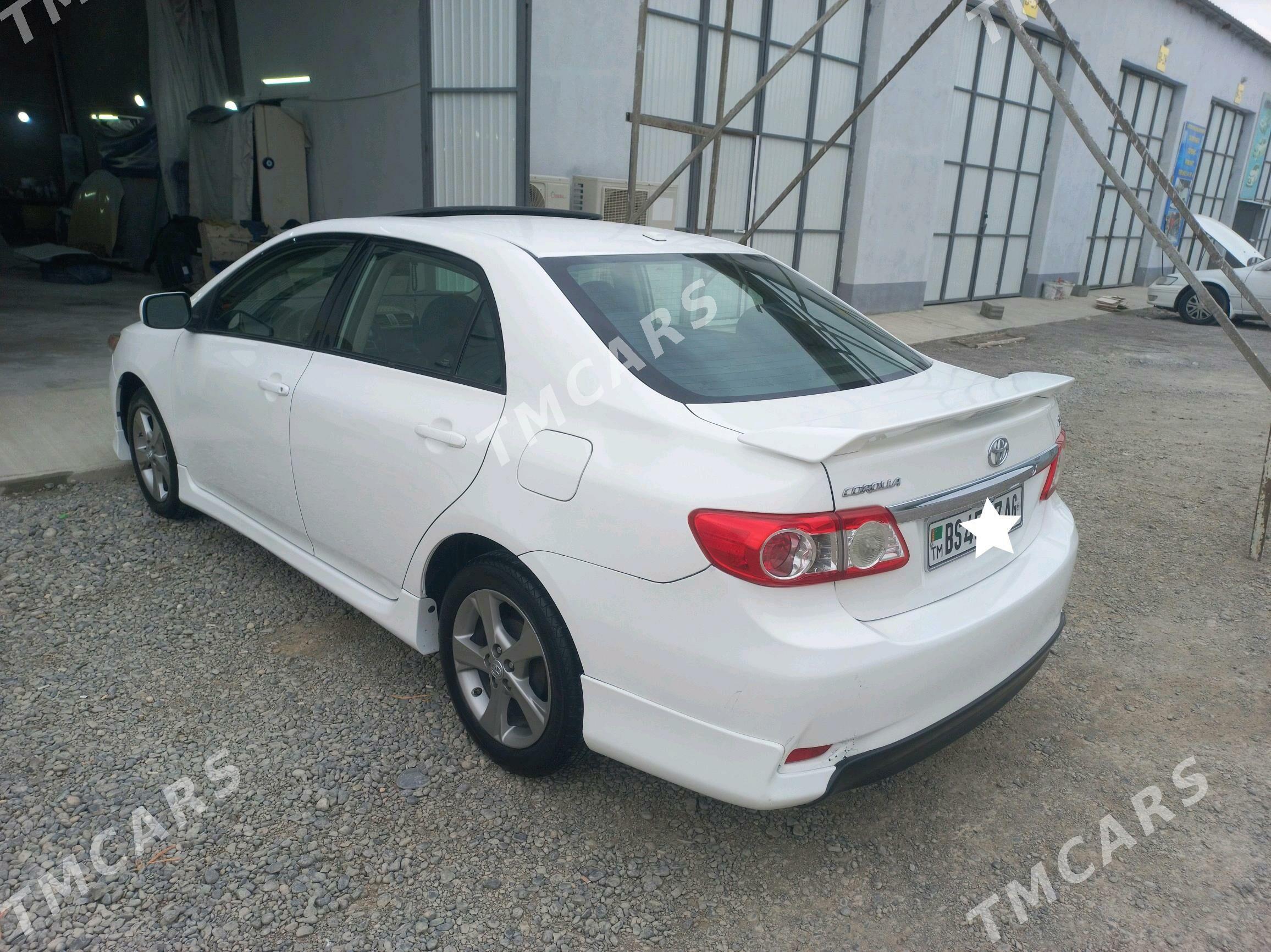 Toyota Corolla 2012 - 185 000 TMT - Бузмеин - img 4