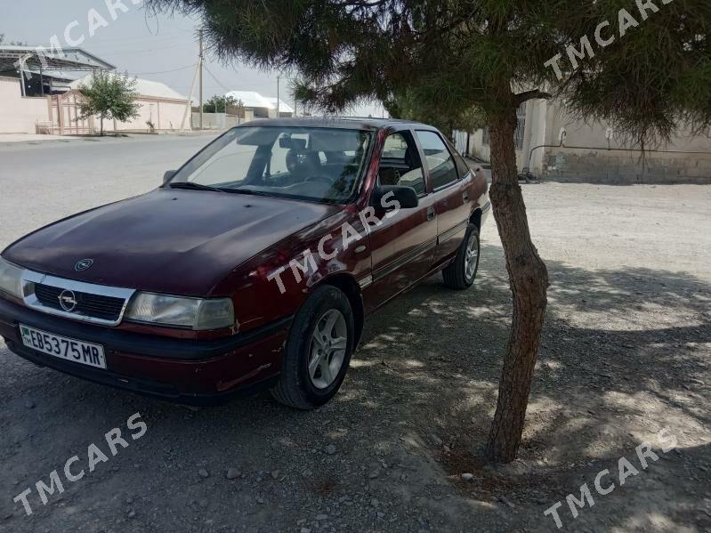 Opel Vectra 1990 - 20 000 TMT - Бахарден - img 8