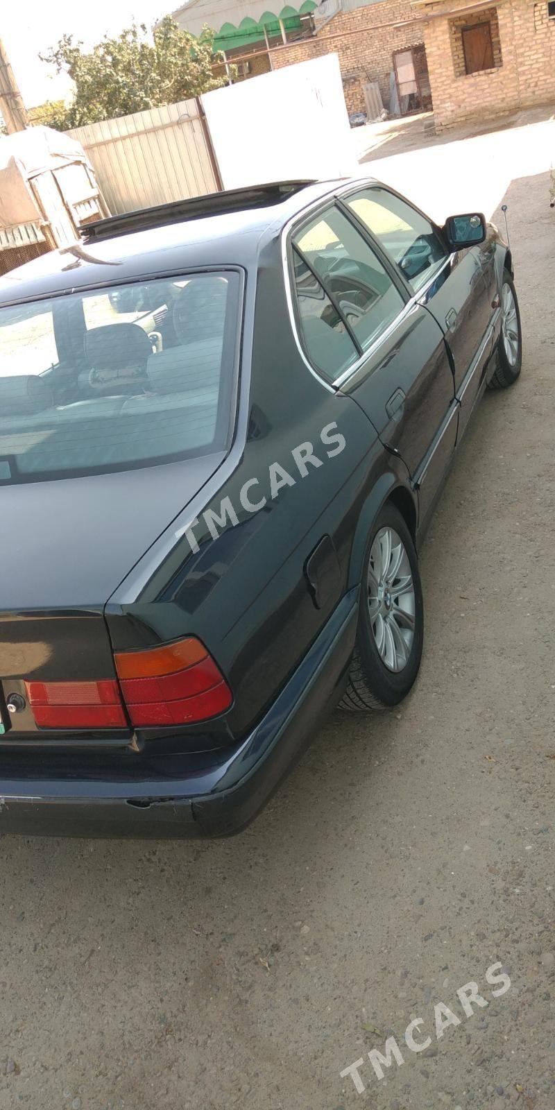 BMW 520 1990 - 46 000 TMT - Мургап - img 3