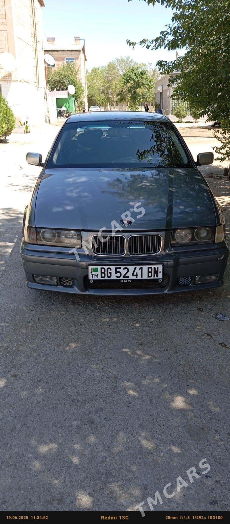 BMW 325 1991 - 38 000 TMT - Балканабат - img 4