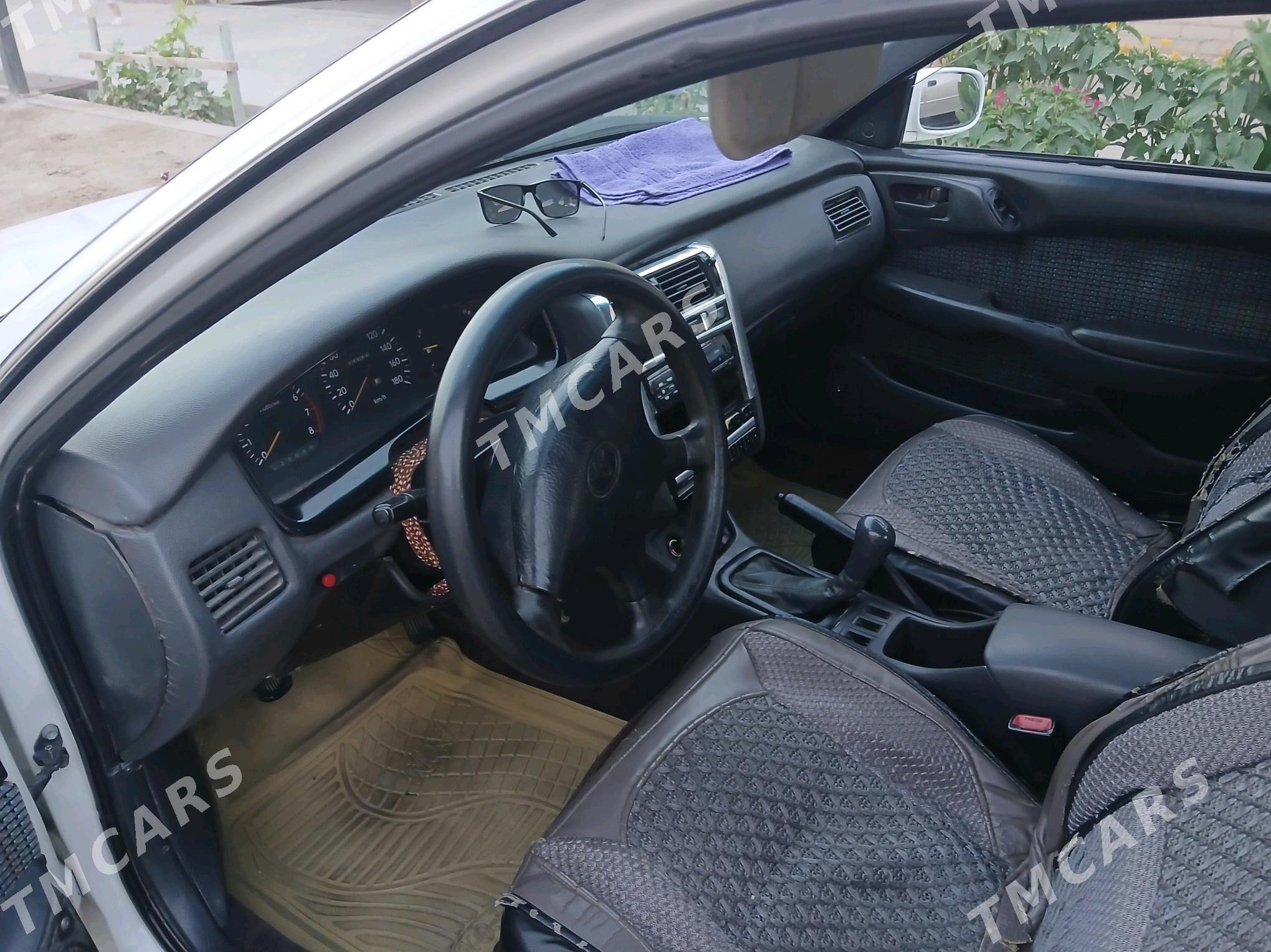 Toyota Corona 1995 - 50 000 TMT - Türkmenabat - img 3