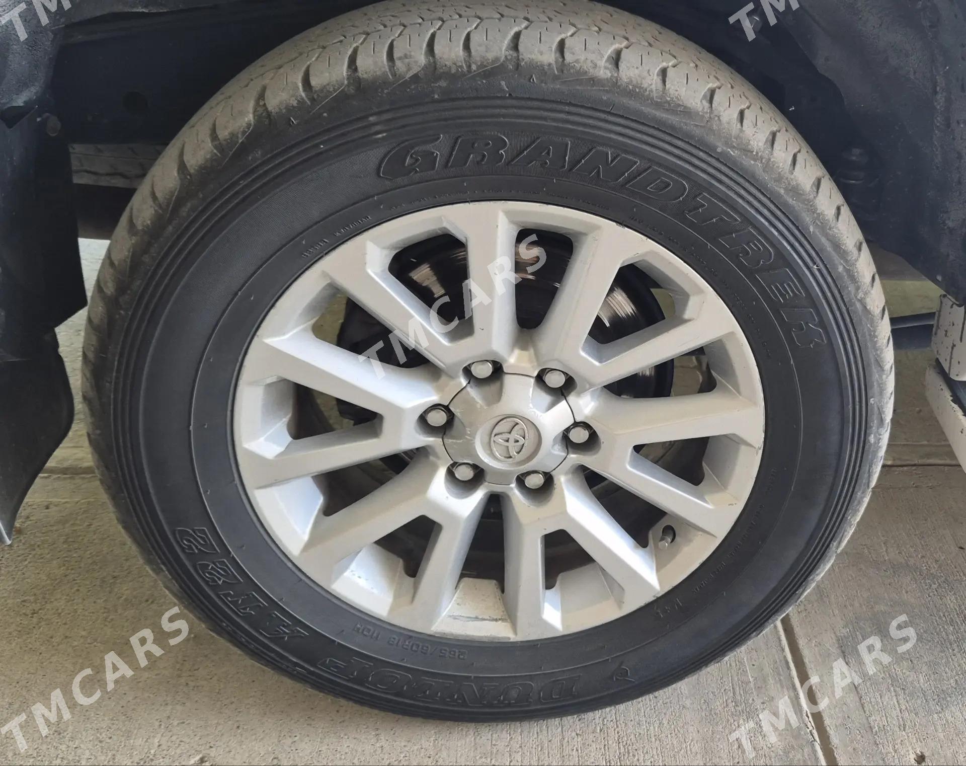 Toyota Land Cruiser Prado 2012 - 420 000 TMT - Magdanly - img 5