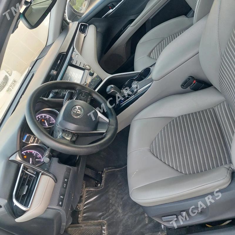Toyota Camry 2018 - 300 000 TMT - Мары - img 6