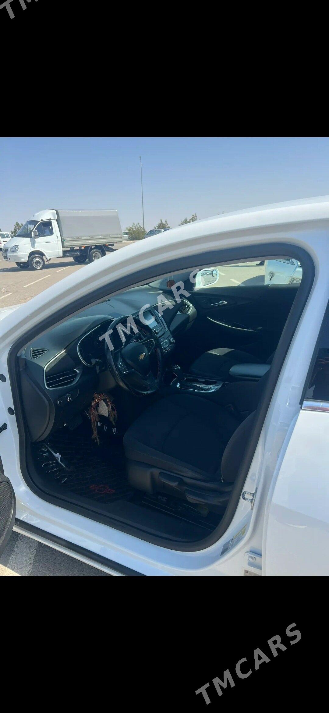 Chevrolet Malibu 2017 - 200 000 TMT - Aşgabat - img 6