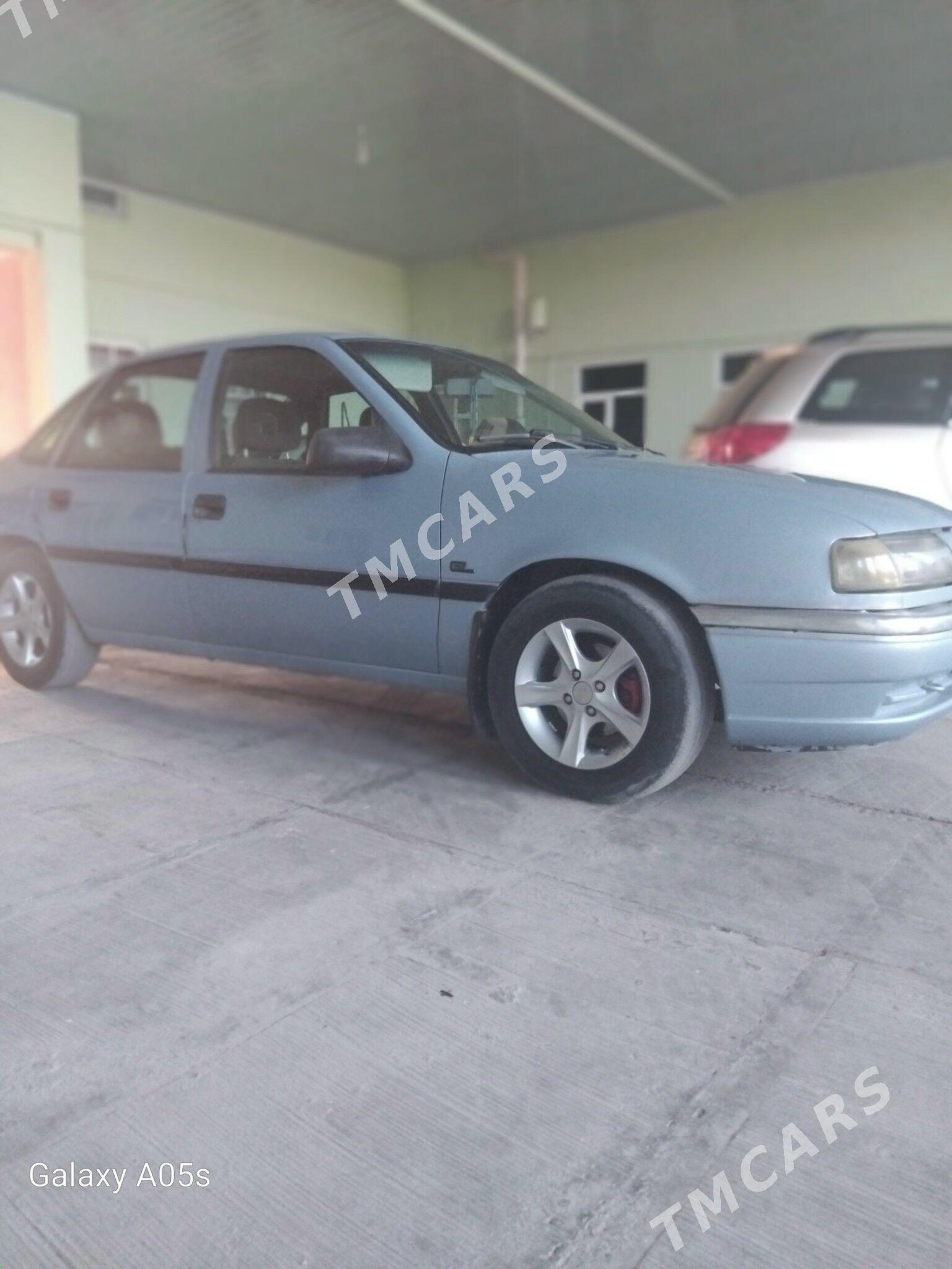 Opel Vectra 1993 - 45 000 TMT - Çärjew - img 2