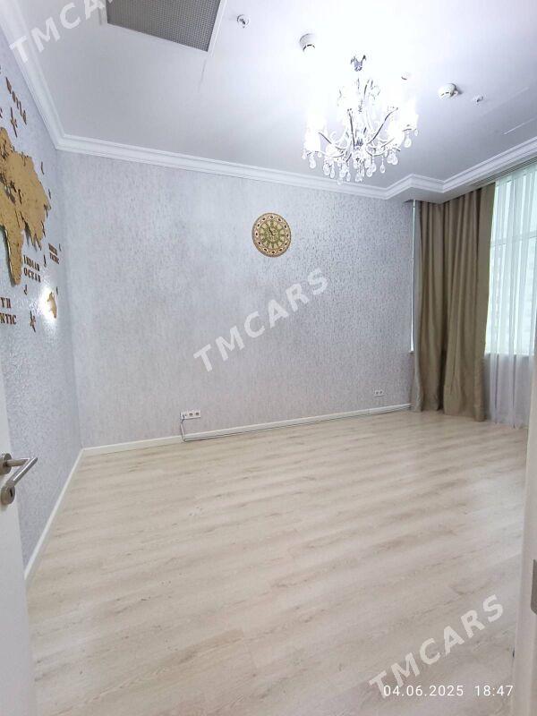 Satlyk Olimpiski gorodok - Olimpiýa şäherçesi - img 2