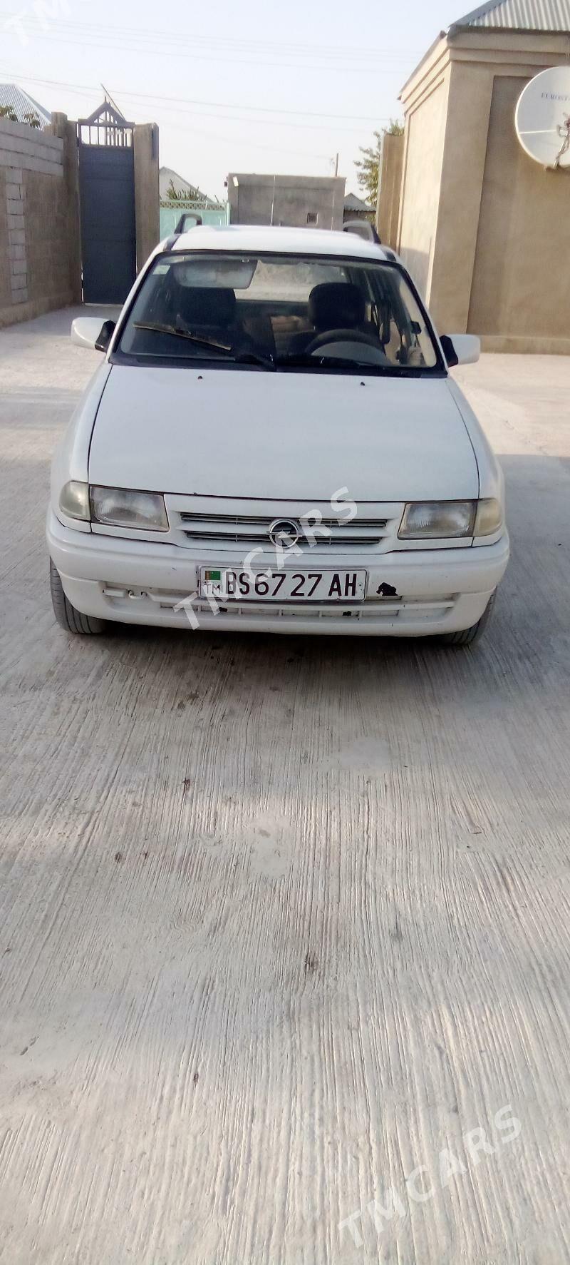 Opel Astra 1994 - 45 000 TMT - Бахарден - img 2