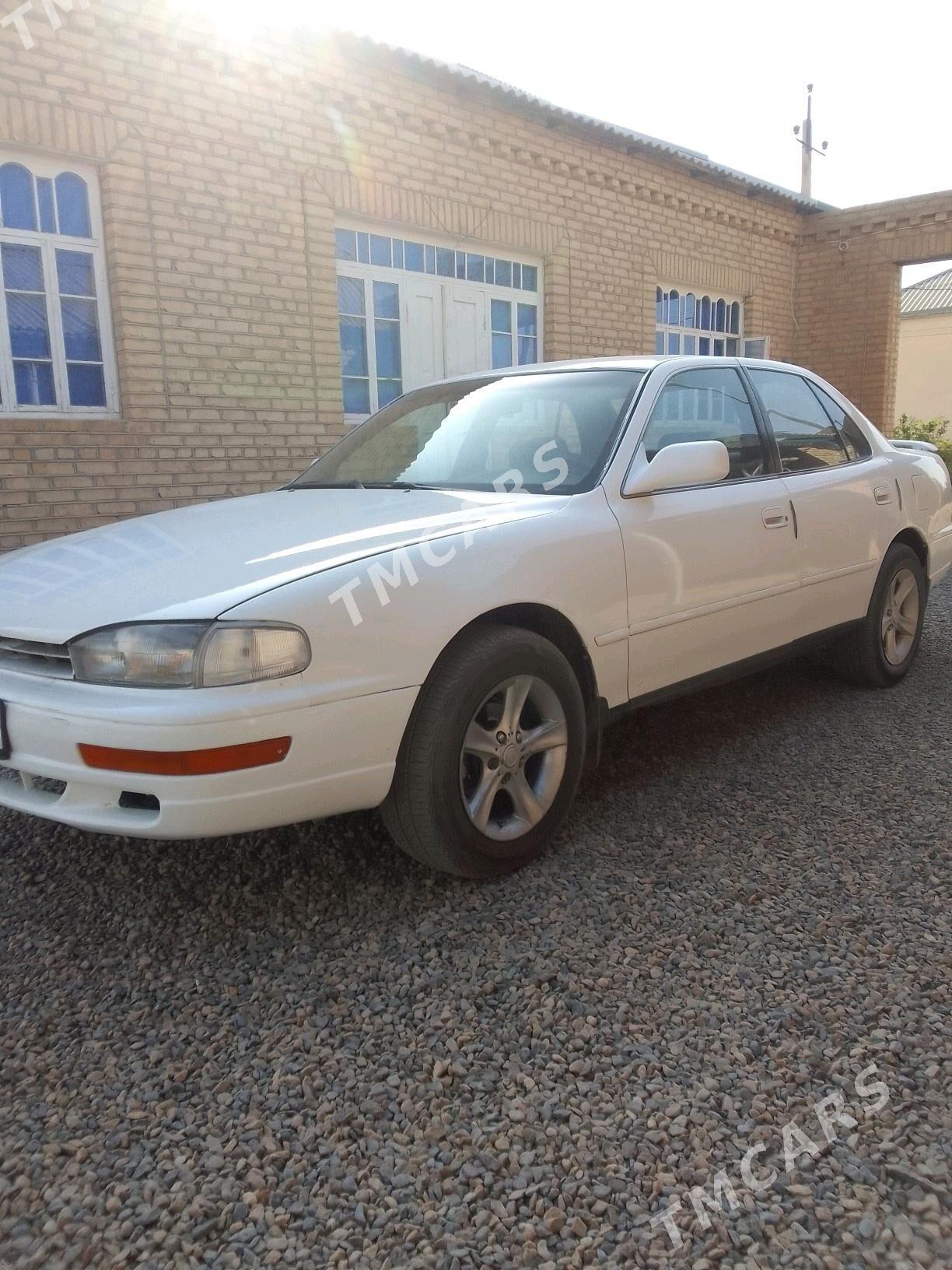 Toyota Camry 1994 - 76 000 TMT - Мары - img 2