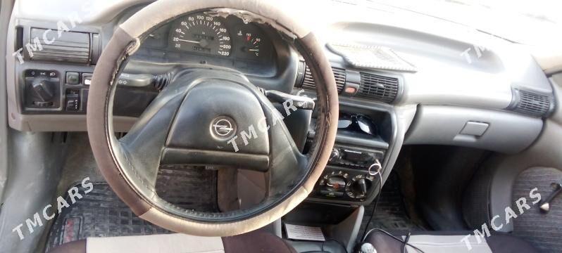 Opel Astra 1994 - 45 000 TMT - Бахарден - img 6