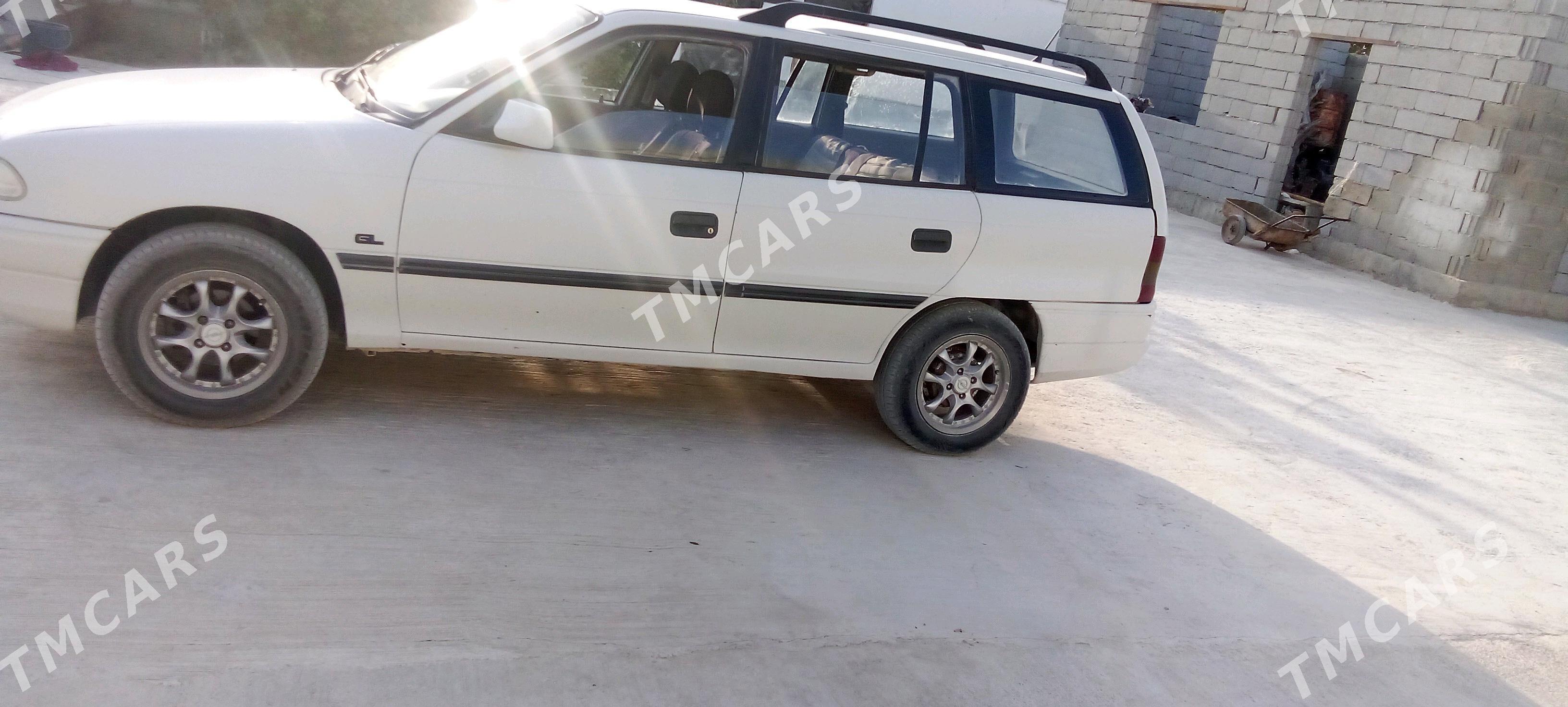 Opel Astra 1994 - 45 000 TMT - Бахарден - img 8