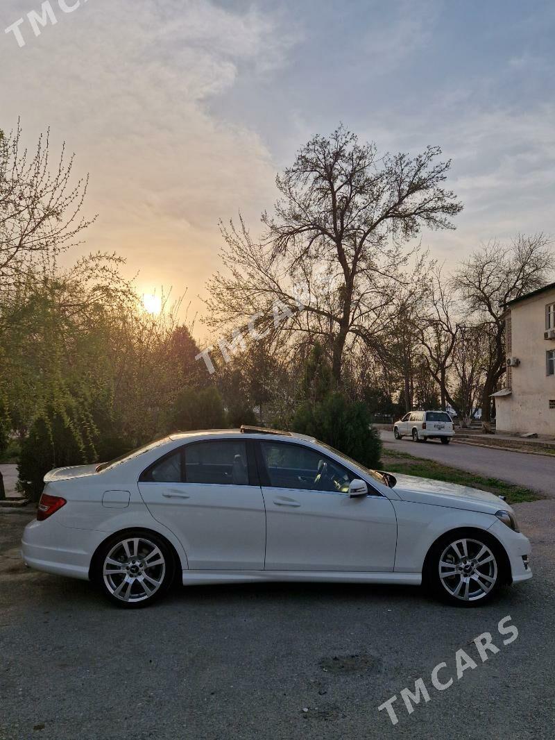 Mercedes-Benz C350 2011 - 200 000 TMT - Aşgabat - img 4