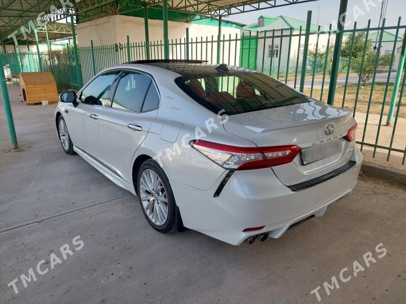 Toyota Camry 2018 - 320 000 TMT - Ашхабад - img 2