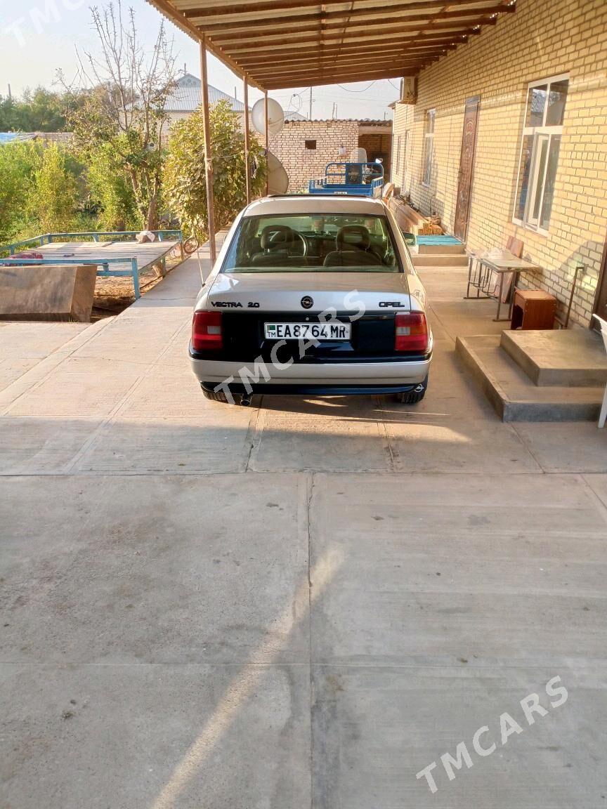 Opel Vectra 1990 - 32 000 TMT - Байрамали - img 7