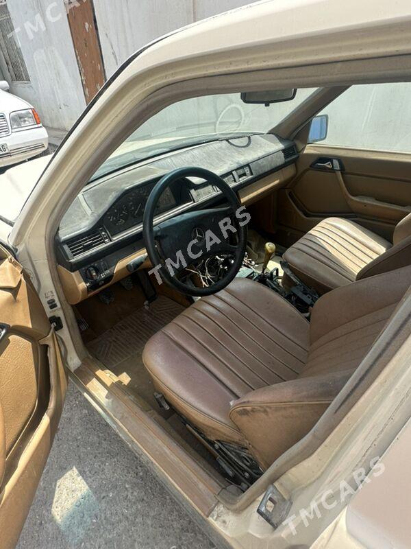 Mercedes-Benz E300 1988 - 40 000 TMT - Aşgabat - img 2
