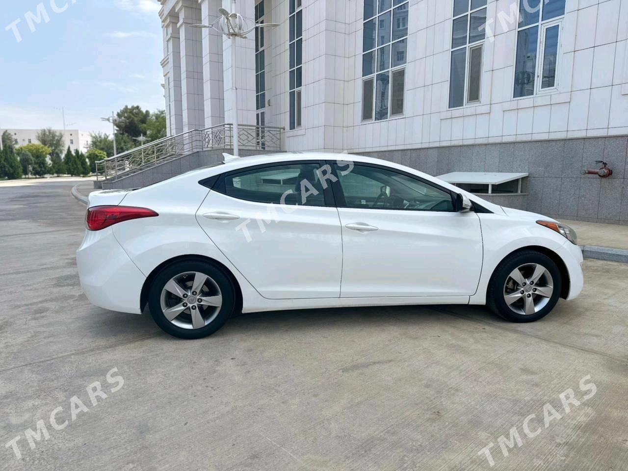 Hyundai Elantra 2011 - 155 000 TMT - Parahat 4 - img 5