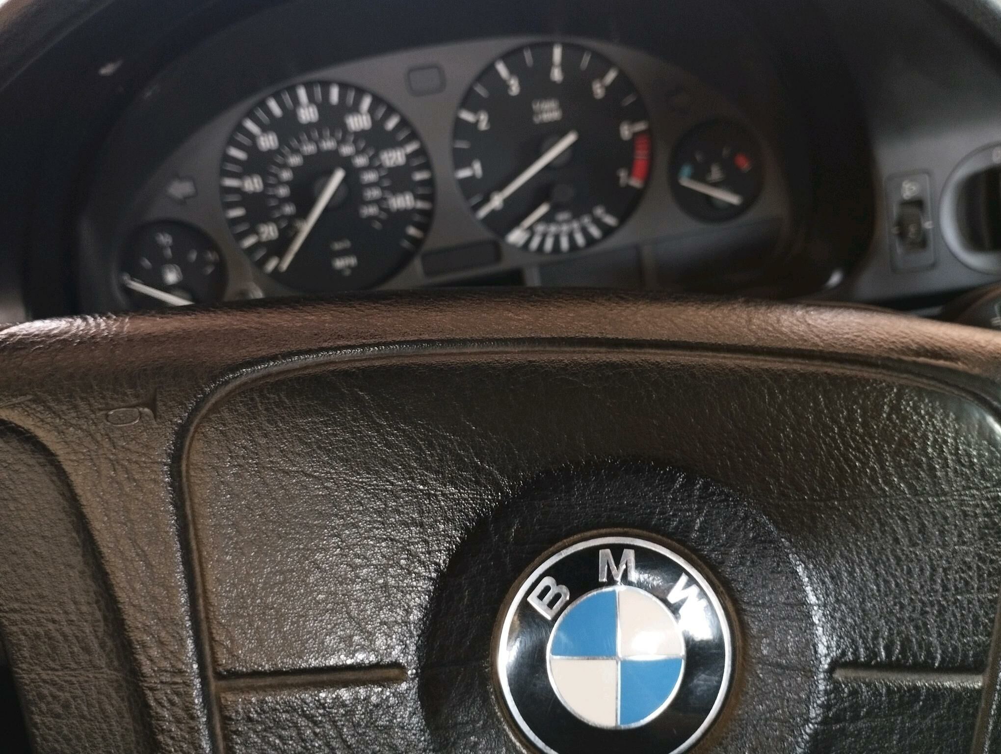 BMW 525 1999 - 119 000 TMT - Mary - img 7