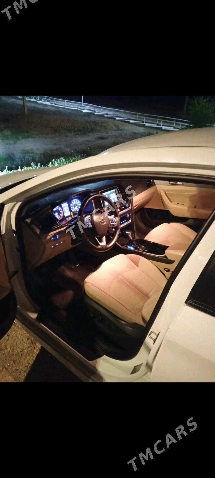 Hyundai Sonata 2019 - 195 000 TMT - Балканабат - img 6