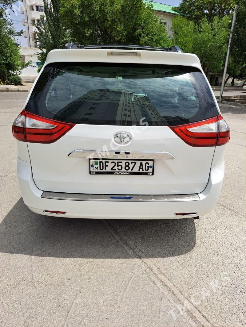 Toyota Sienna 2017 - 340 000 TMT - Ашхабад - img 8